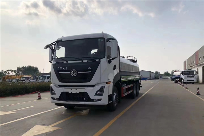 東風(fēng)天龍后八輪20噸噴霧車，國(guó)六綠化噴灑車